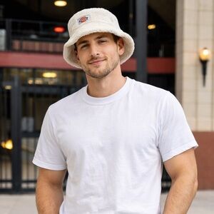 Dickies Off-White Sherpa Bucket Hat